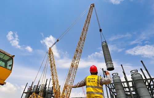 鄂爾多斯 光伏裝備制造產業基地建設熱潮涌動